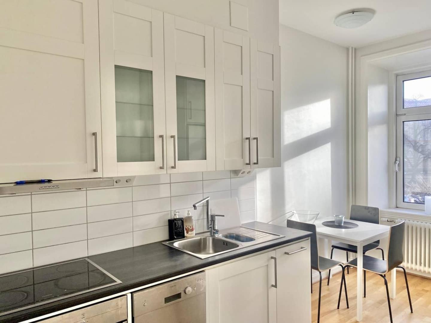 Apartment Luxury In Centre Gothenburg